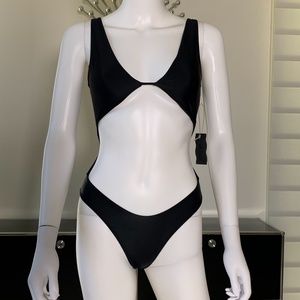 NEW BLACK  BIKINI